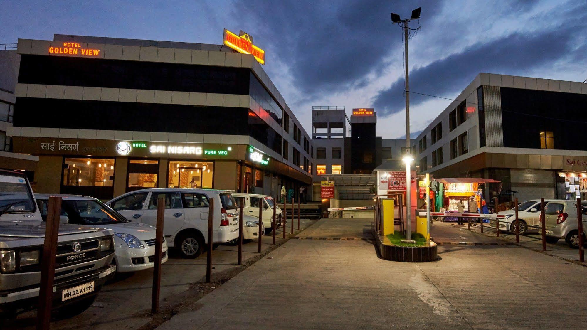 Hotel Golden View Shirdi Buitenkant foto